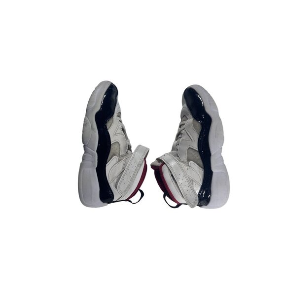 Nike Air Jordan Jumpman 2 Trey Basketball‎ Shoes Size 1Y YWhite/Black/Red - Picture 5 of 8